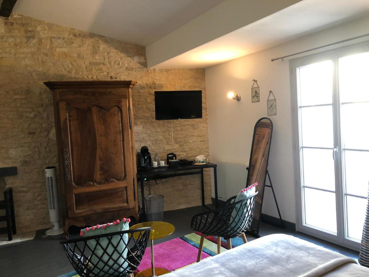 Les Halles Chambre D'Hotes Verteuil-sur-Charente Eksteriør bilde