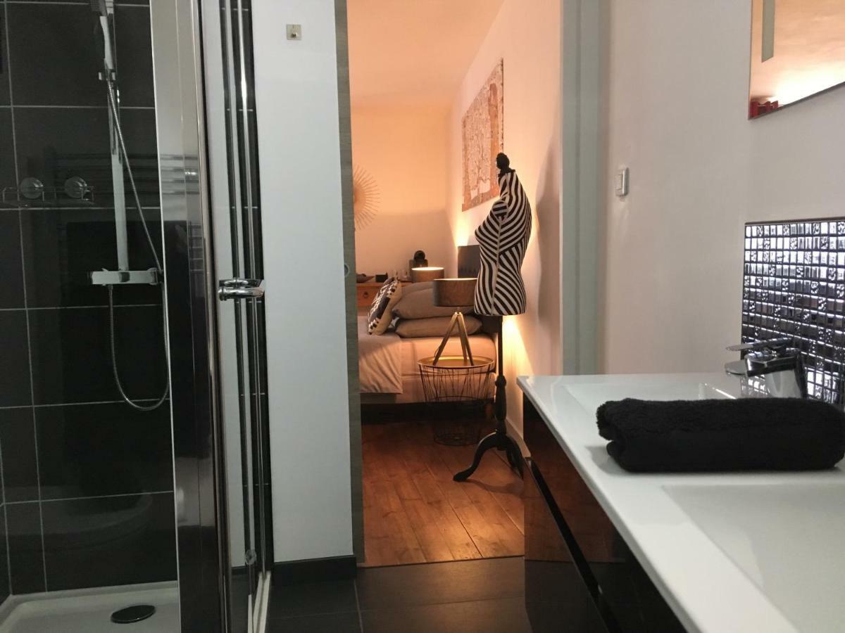 Les Halles Chambre D'Hotes Verteuil-sur-Charente Eksteriør bilde